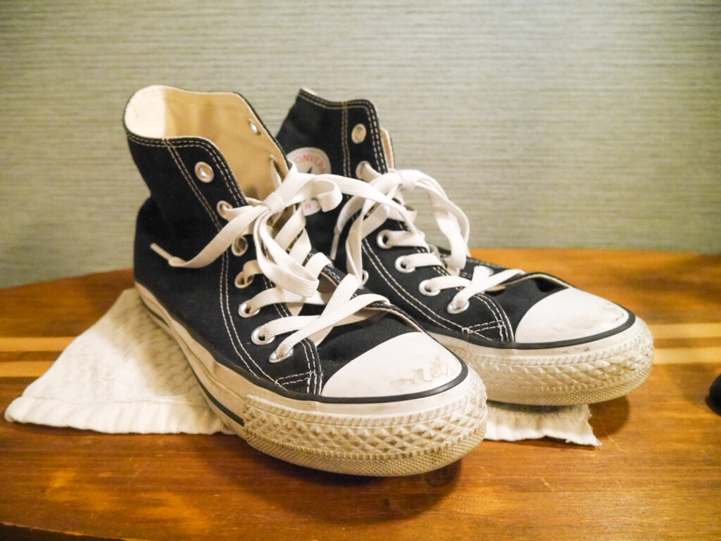 コンバース黒色の洗い方は決定版はコレで決まり 黒もバッチリキレイになりました Shinyblog