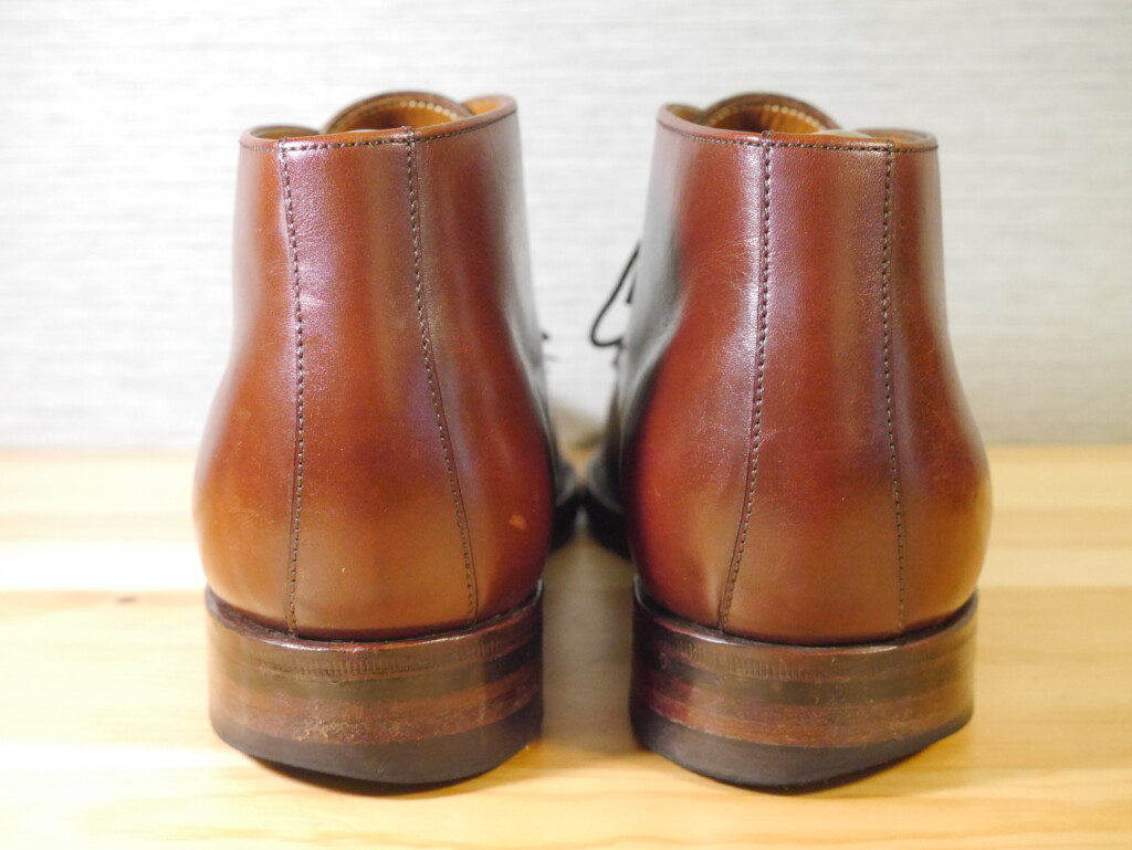 革靴　カカト修理　修理前①