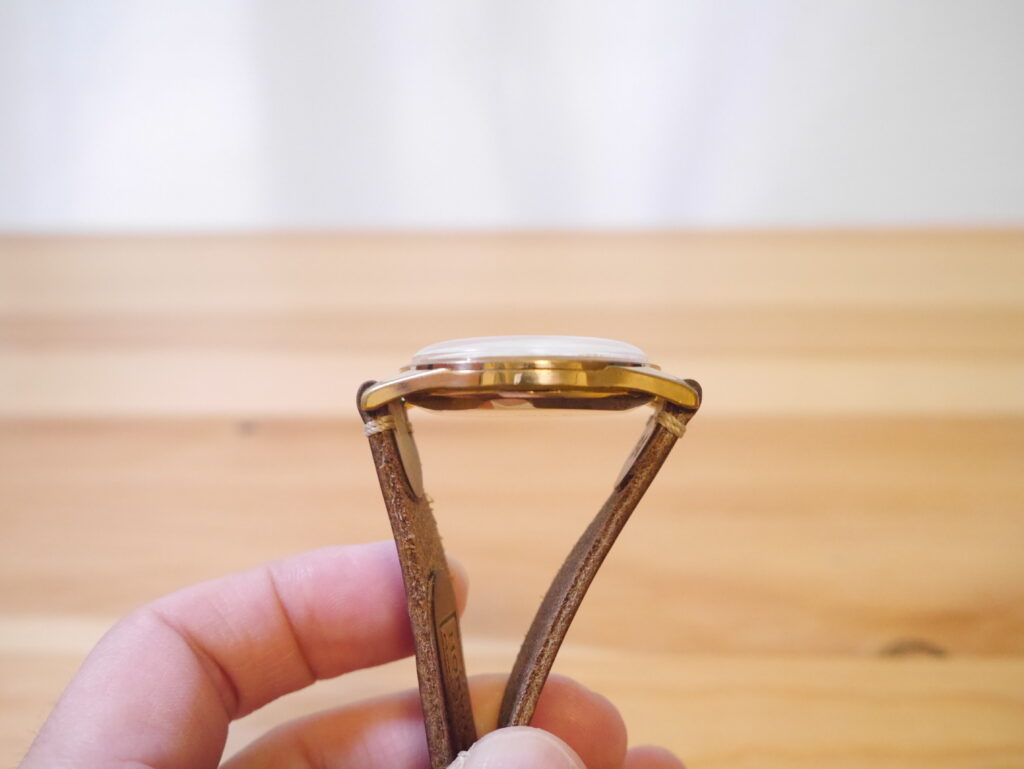 セイコークラウン 横から