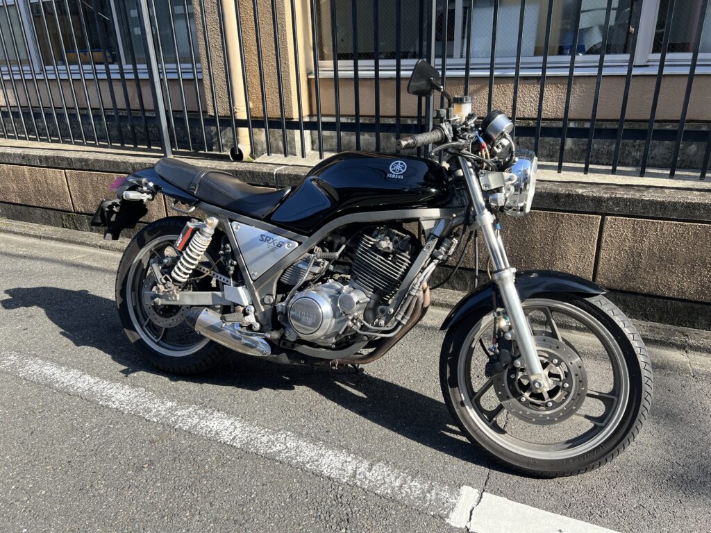 SRX600の写真